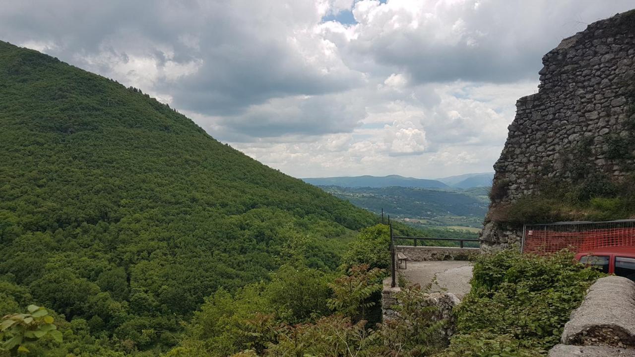 La Casetta Del Pellegrino Apartamento Poggio Bustone Exterior foto